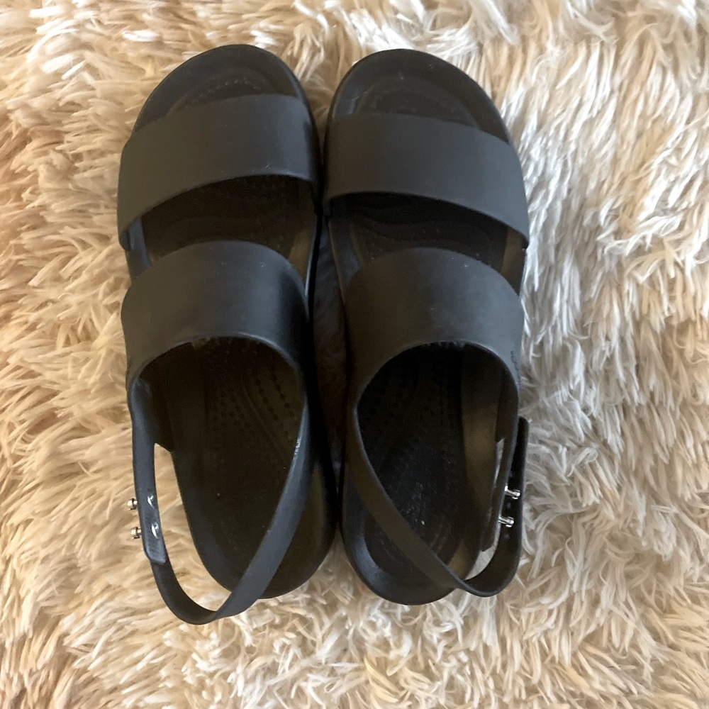 Crocs Brooklyn wedge sandal size 6. Lightly worn